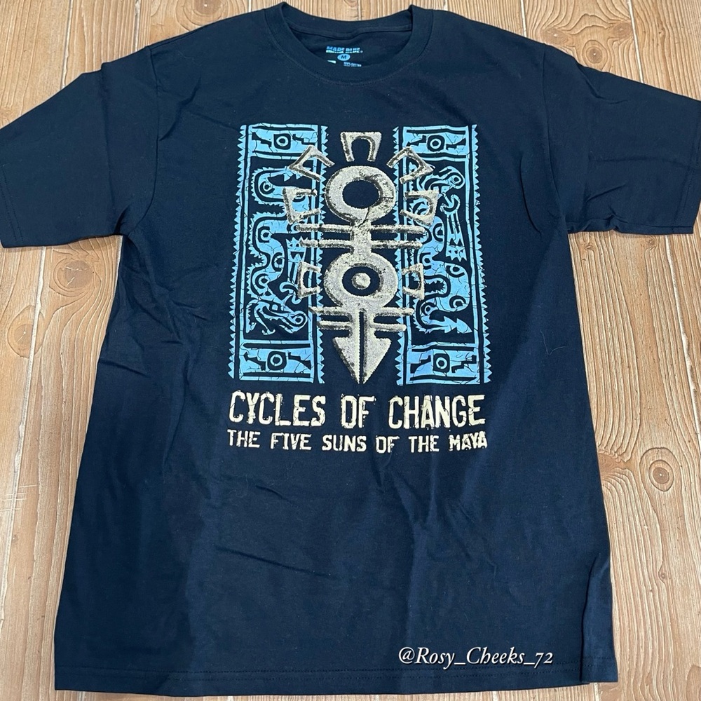 Graphic Blue T-Shirt Size Large